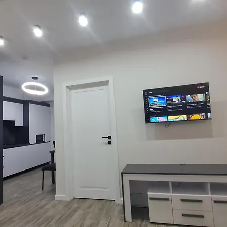 Airport&Apartment&Parking Chişinău Esterno foto
