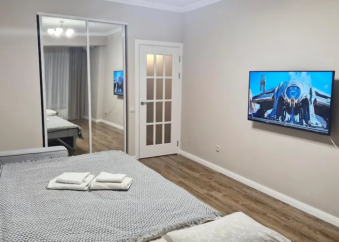 Airport&Apartment&Parking