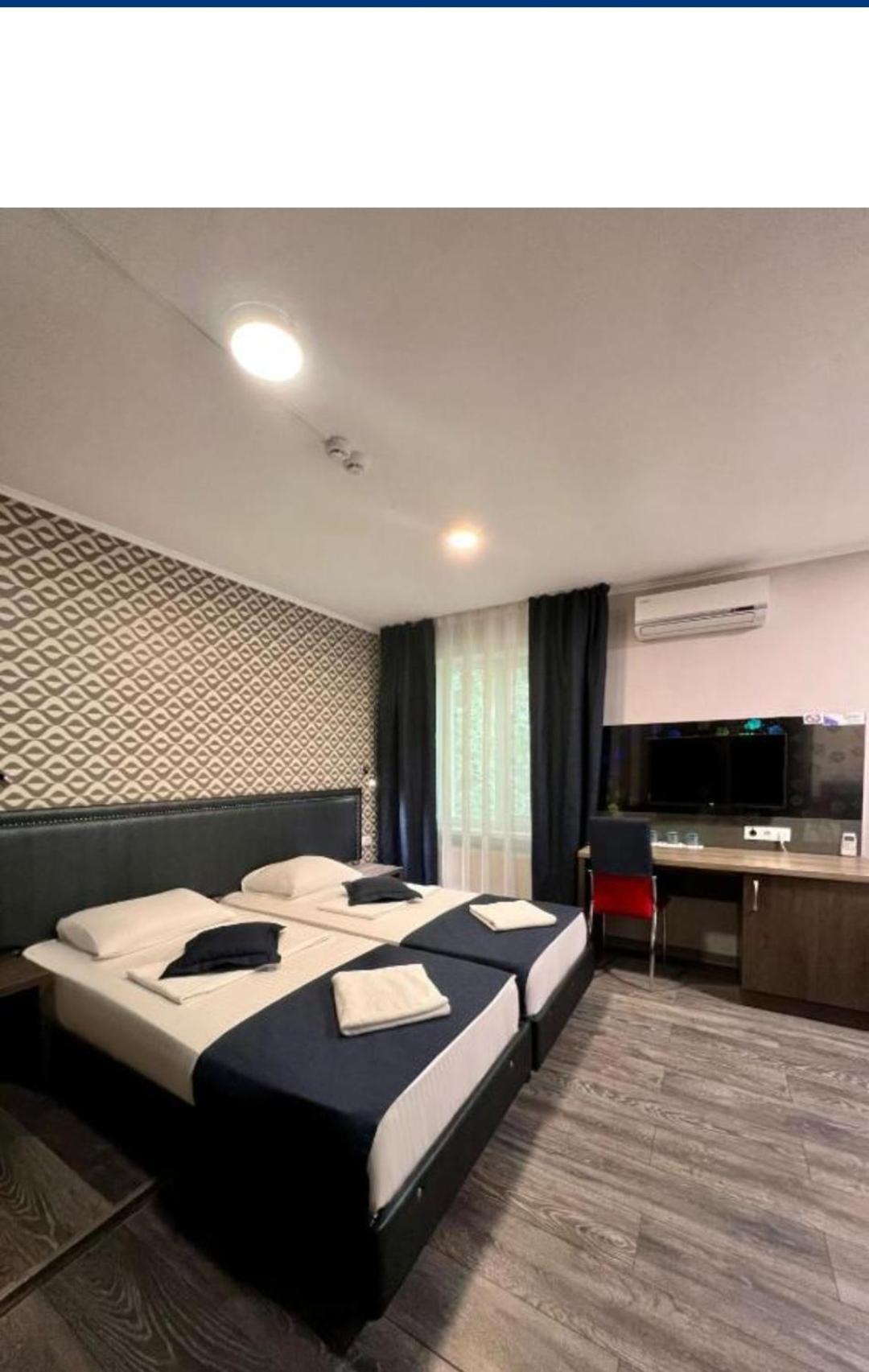Airport&apartment&parking Chişinău
