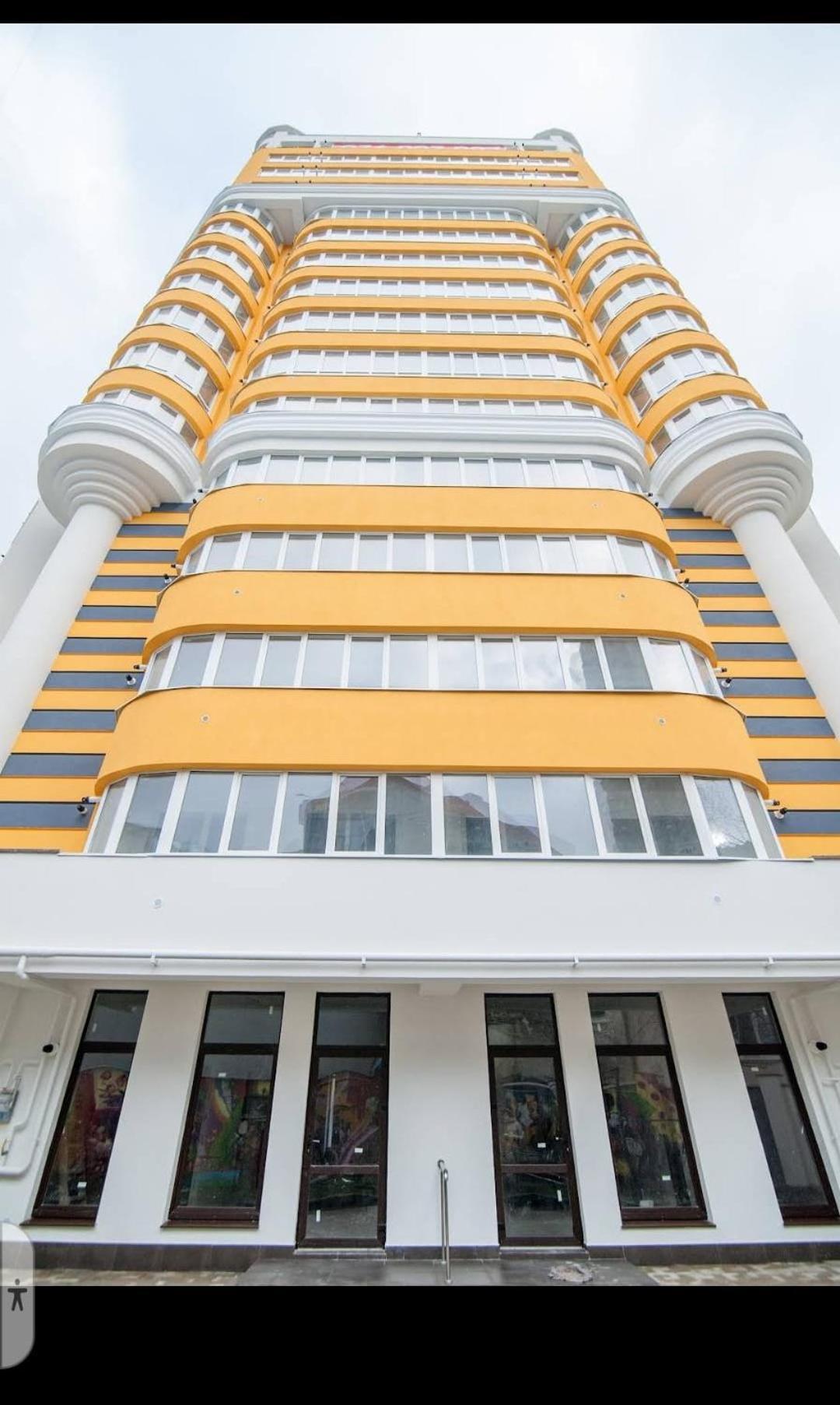 Airport&apartment&parking