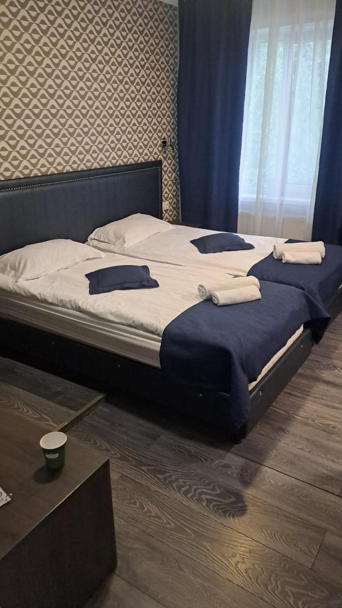 Airport&apartment&parking * Chisinau